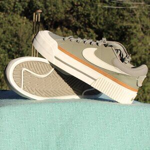 NWOT Nike Court Legacy Lift Leather Sage Green & White Platform Sneakers Size 11